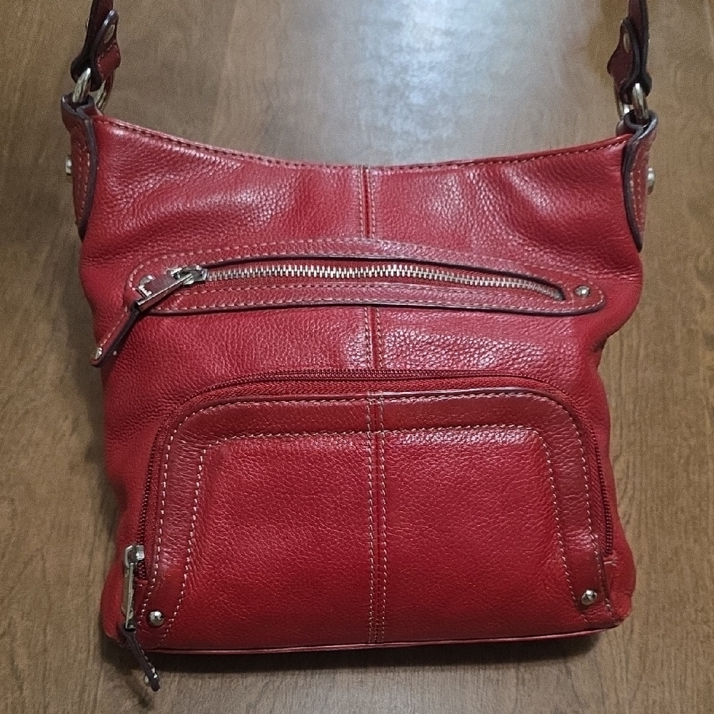 Tignanello Chic Red Leather Crossbody Bag‎ Lightweight Casual Small Bag - Picture 7 of 16